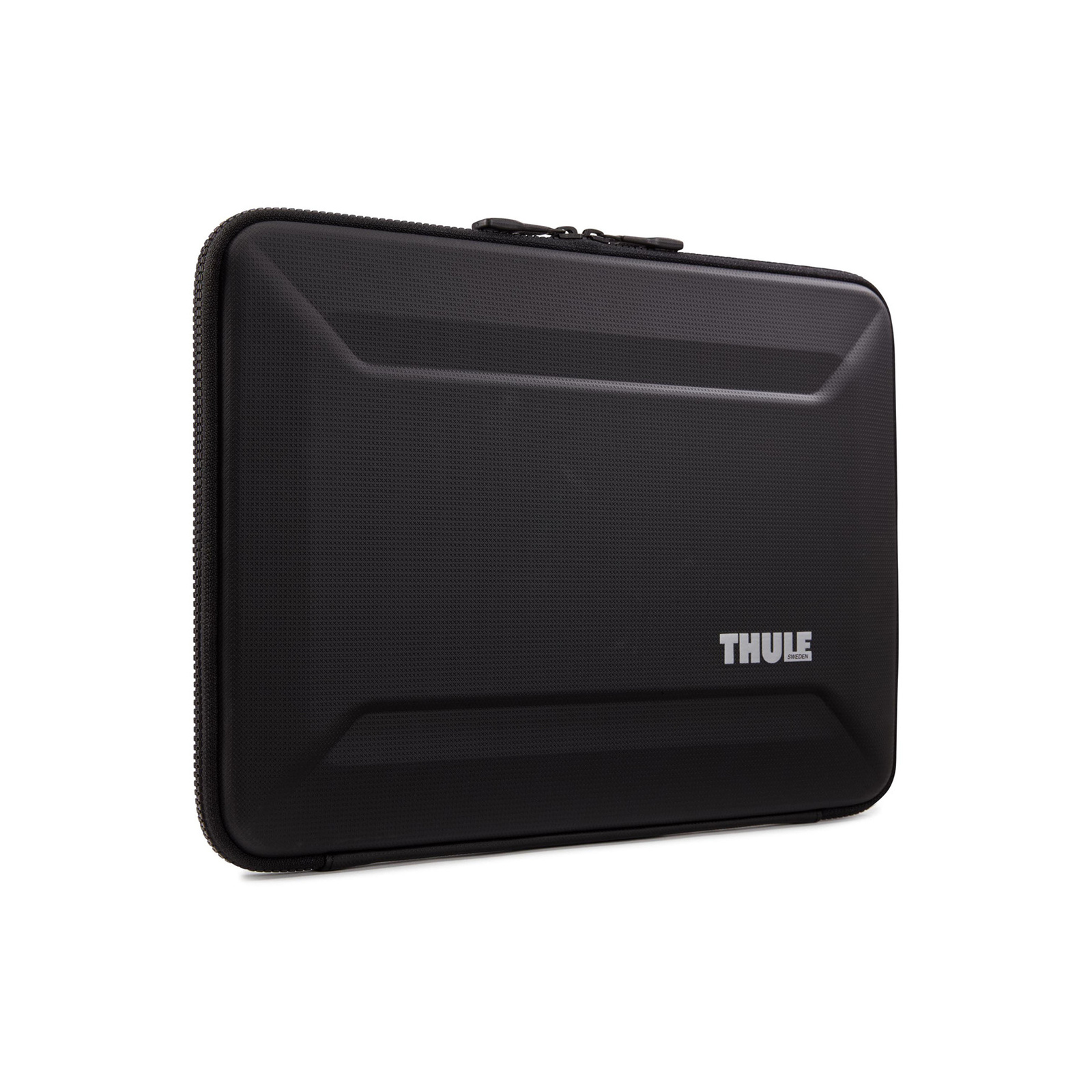 THULE THULE TGSE2357 GAUNTLET 4.0 MACBOOK PRO SLEEVE 16  BLACK A molded sleek sleeve with rugged protection and in-case usability.